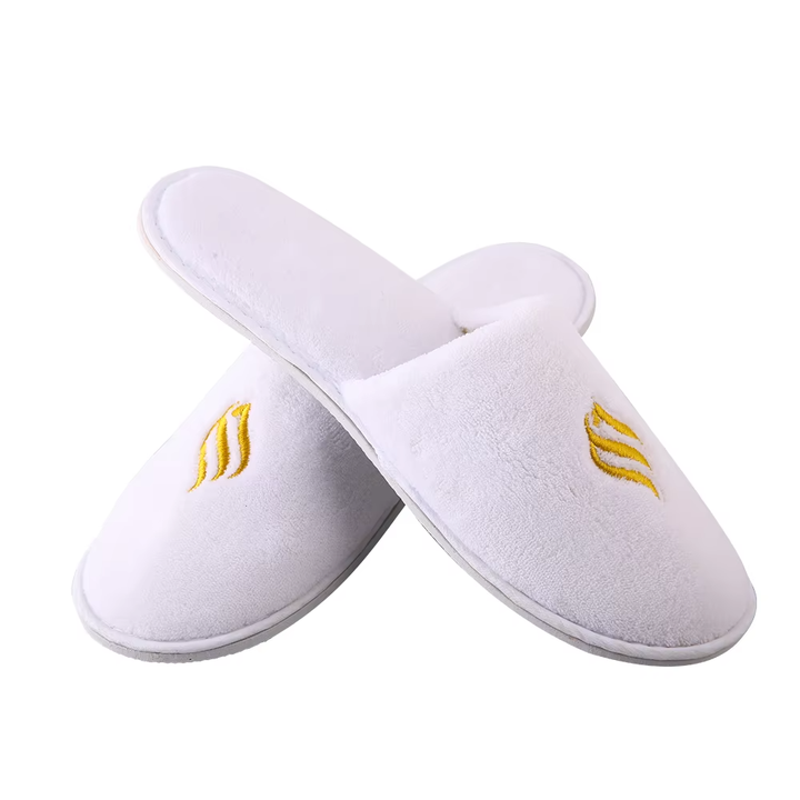 Coral Fleece Hotel Spa Slippers – Closed-Toe, Non-Slip EVA Sole (Pack of 5 Pairs) - Image 2
