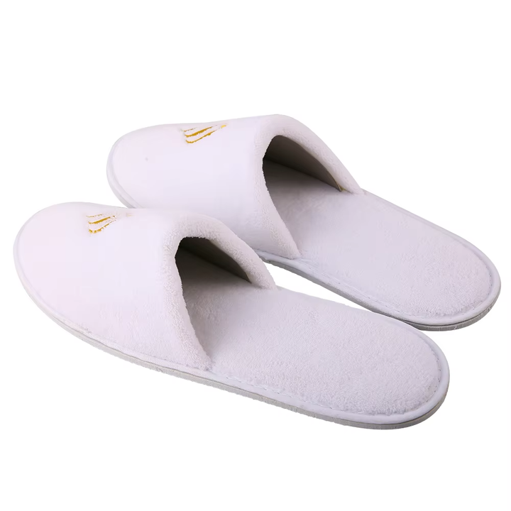 Coral Fleece Hotel Spa Slippers – Closed-Toe, Non-Slip EVA Sole (Pack of 5 Pairs) - Image 3